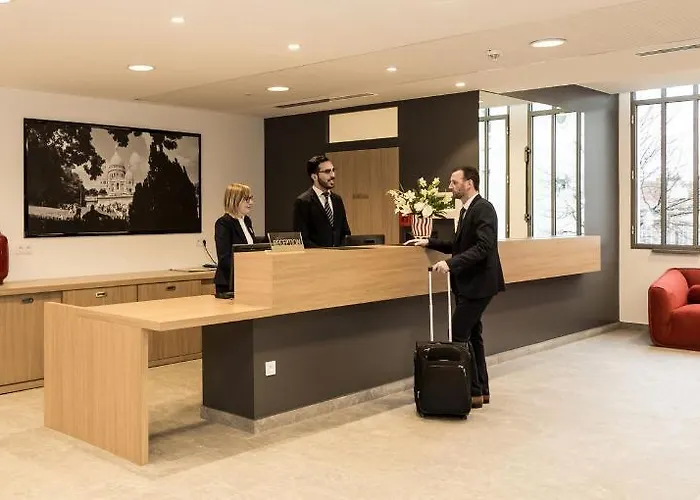 Hotel Odalys Montmartre 4*